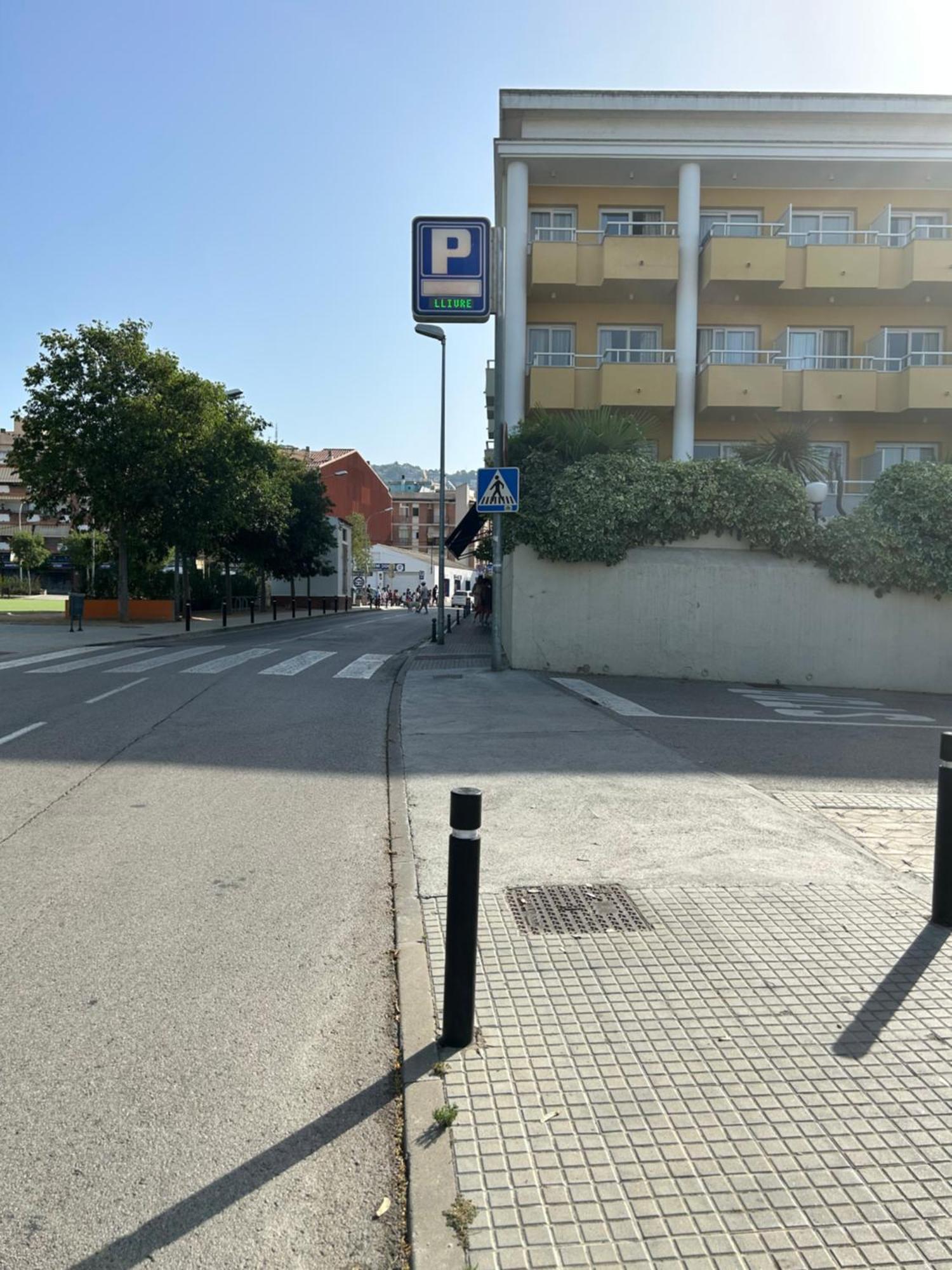 Centrico Apartamento A 150 Metros De La Playa. Parking* Λορέτ Ντε Μαρ Εξωτερικό φωτογραφία
